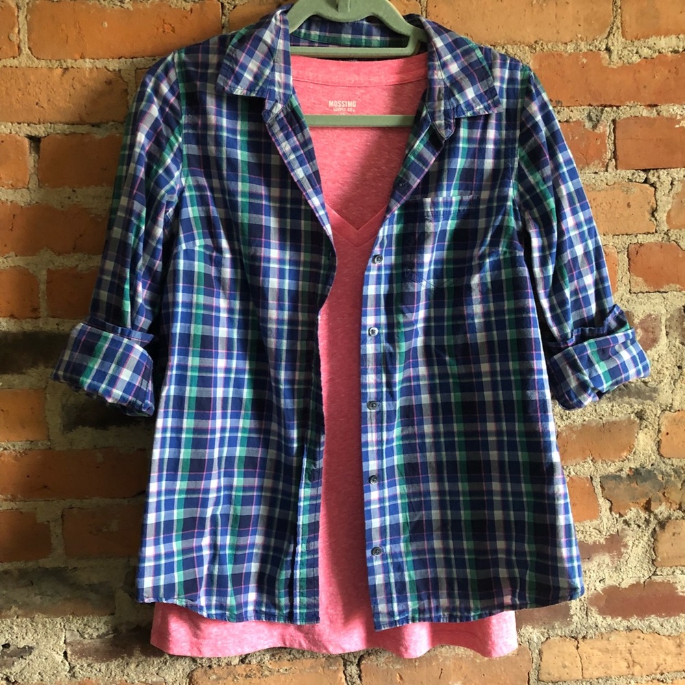 Combo: boyfriend fit plaid button up and pink T